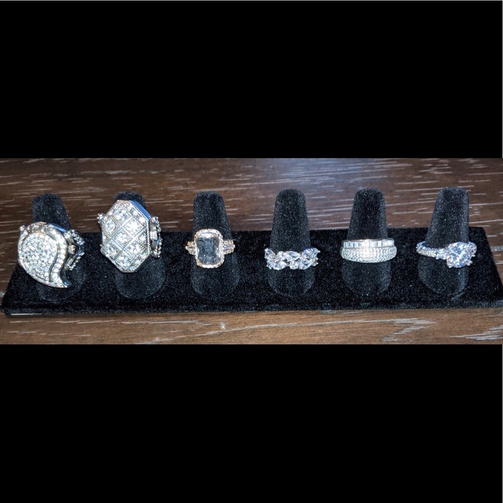 Costume rings